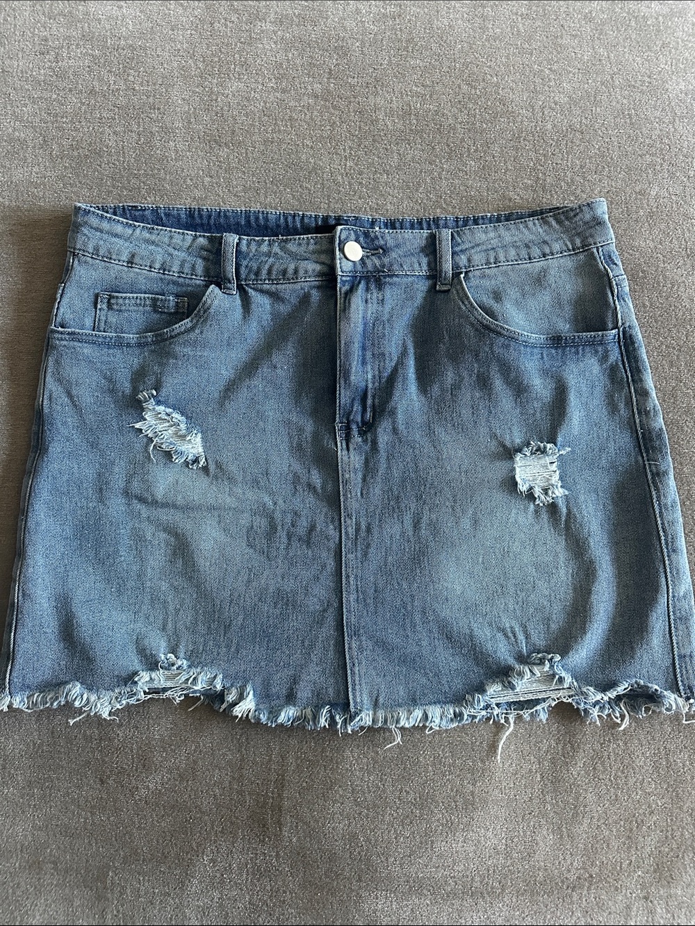 Frayed Hem Distressed Denim Mini Skirt - Blue